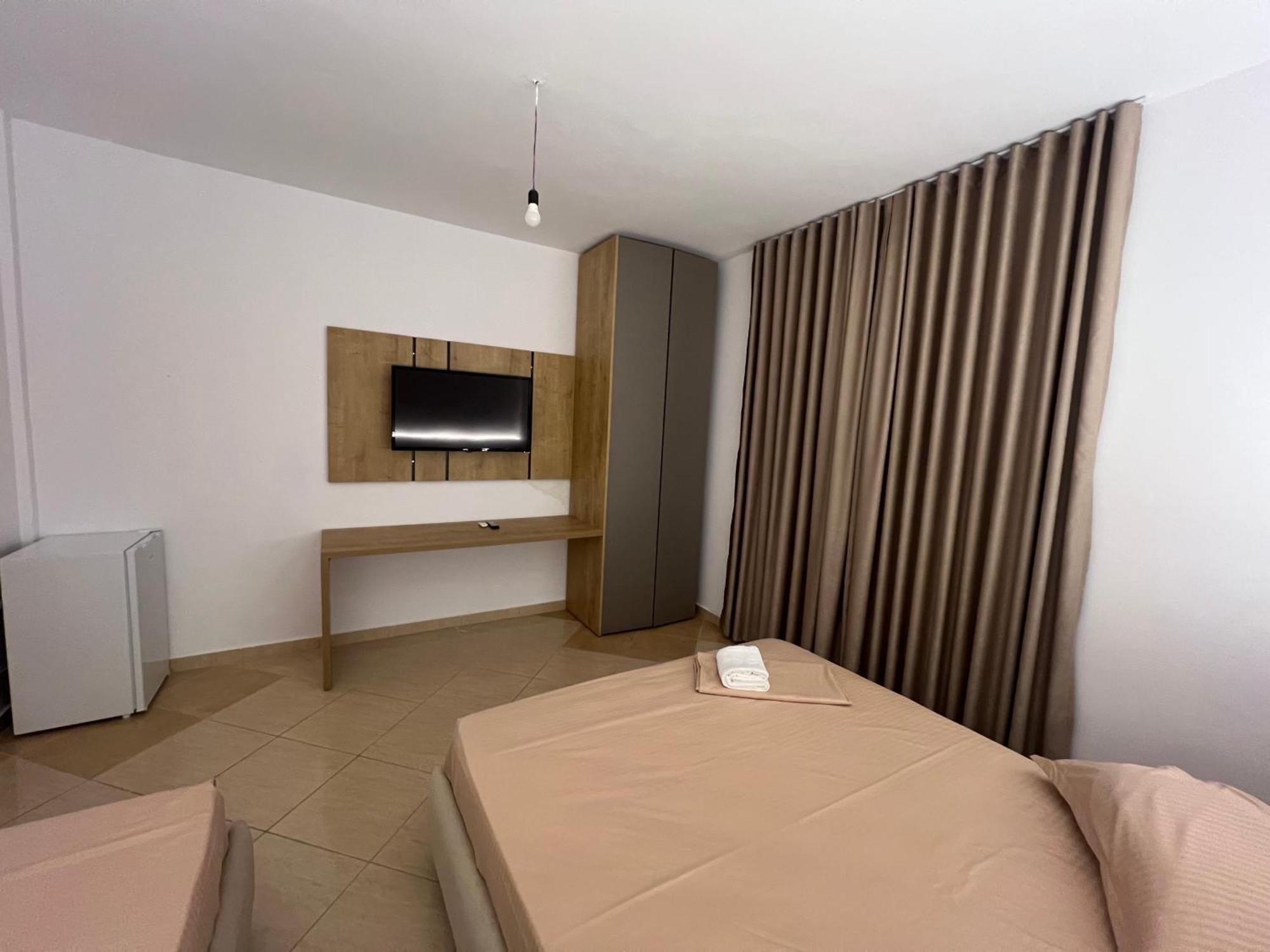 Greison Vacation House Vlorë Eksteriør billede